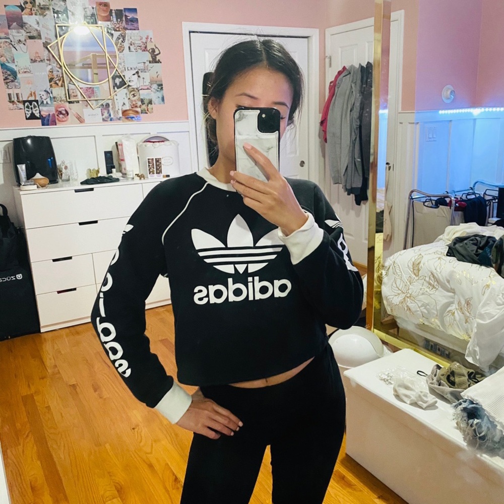 Adidas Cropped Sweatshirt